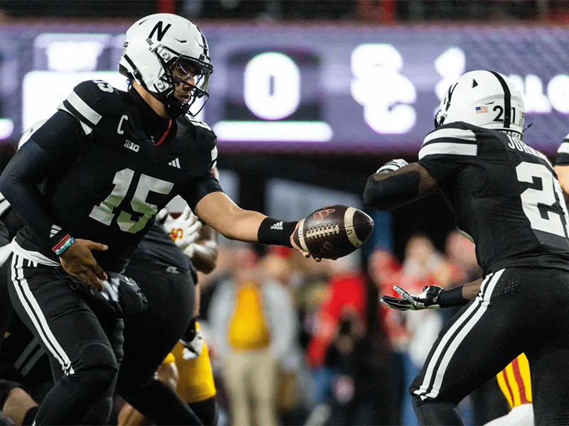 Former Buford QB commits to Oregon